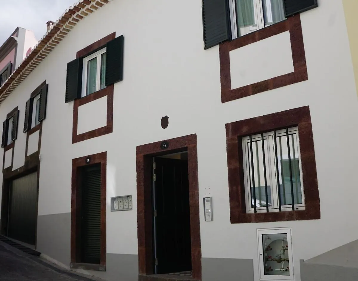 Alamos Charming Apartment - View Фуншал
